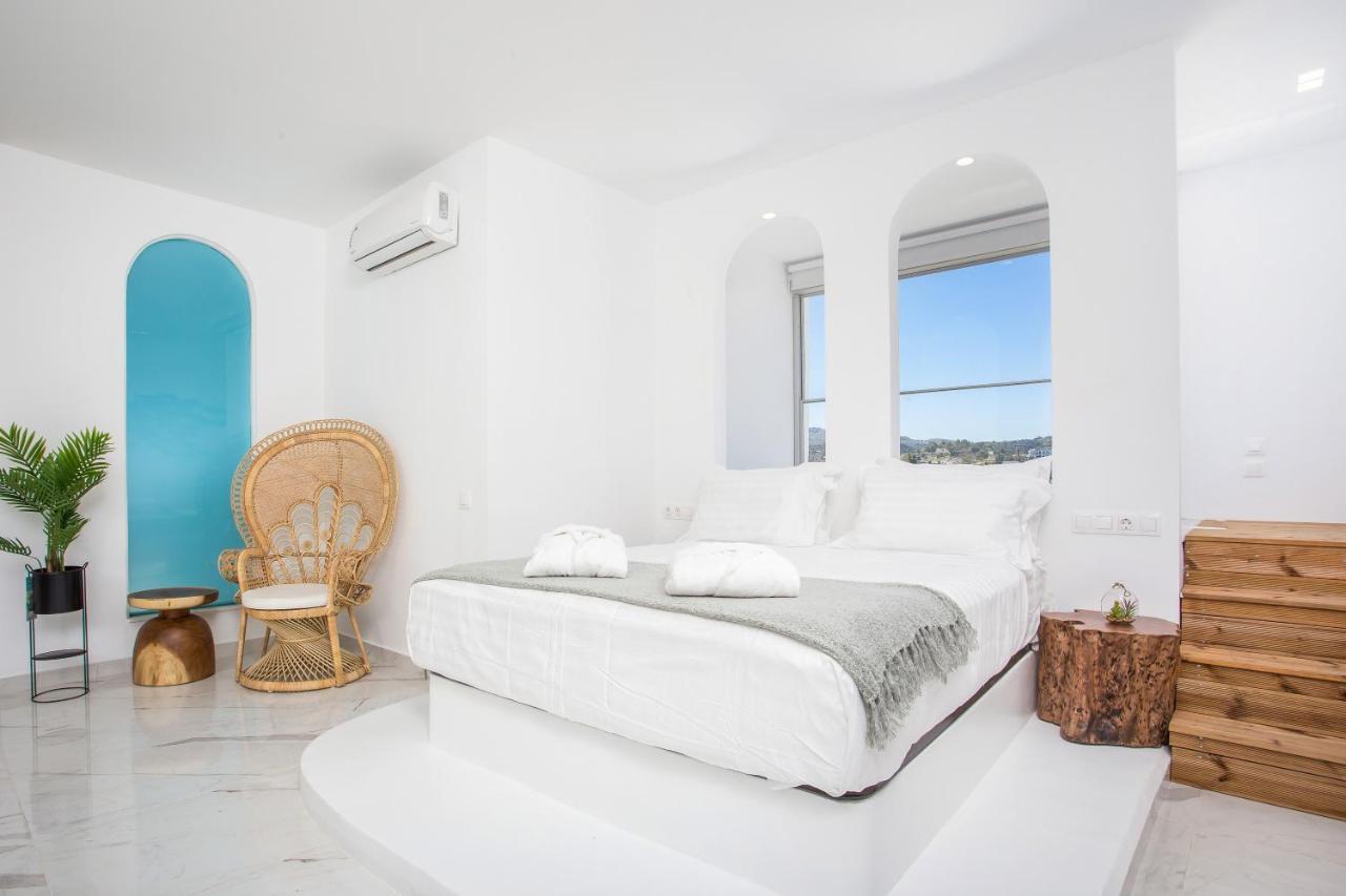 Ammos Luxury Suites ファリラキ エクステリア 写真
