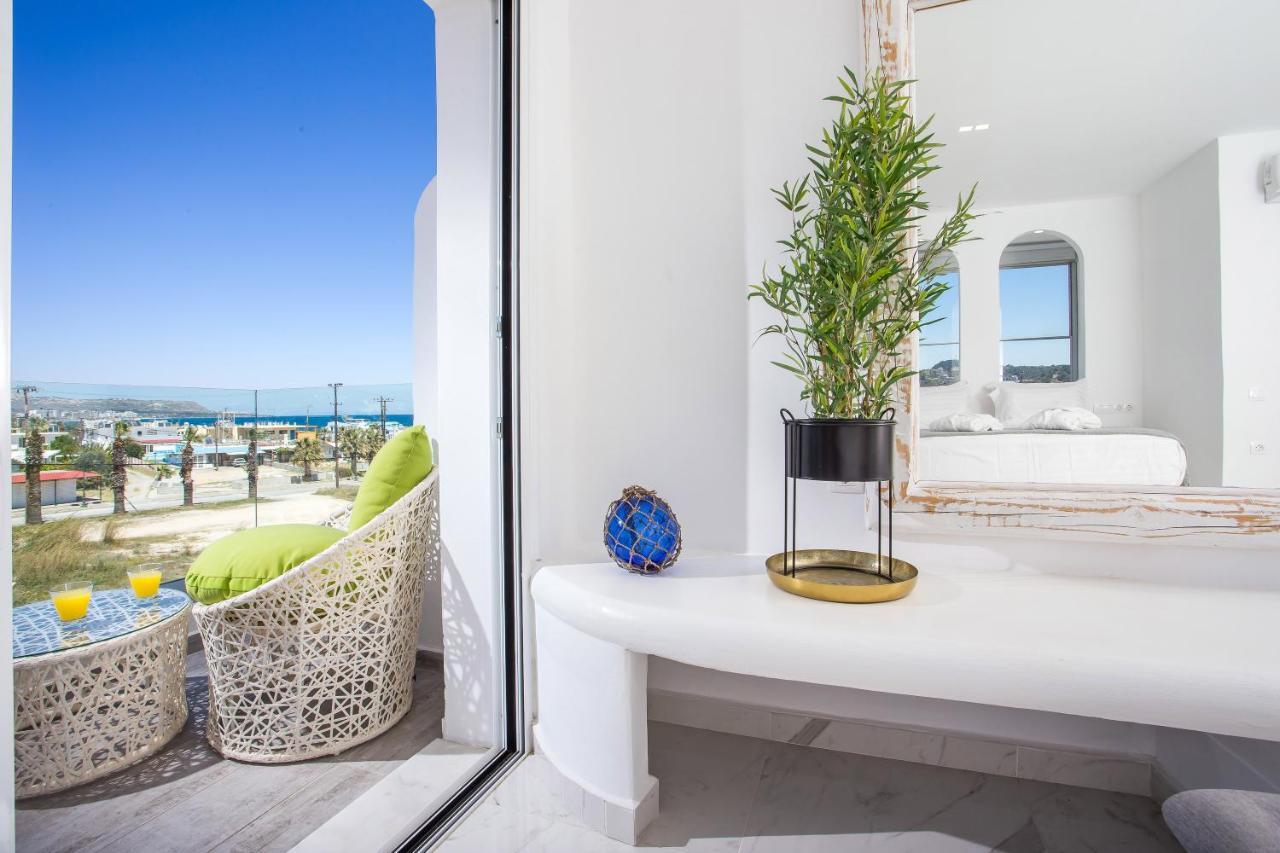 Ammos Luxury Suites ファリラキ エクステリア 写真